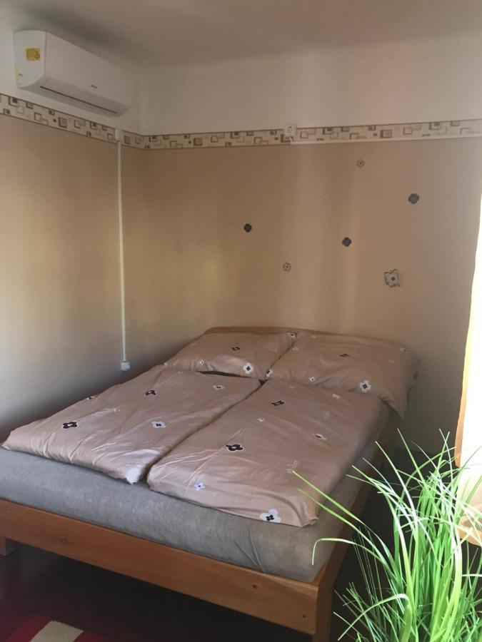 Edu Apartman Hajduszoboszlo Exterior photo